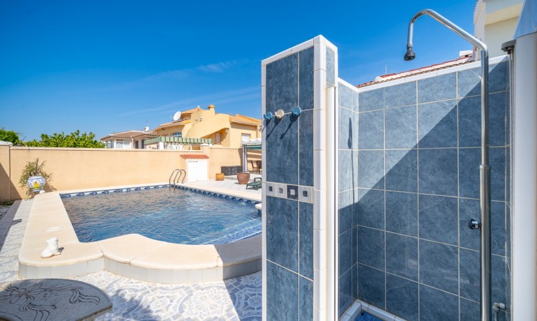 Sale - Villa -
Cuidad Quesada* - Ciudad Quesada - Rojales