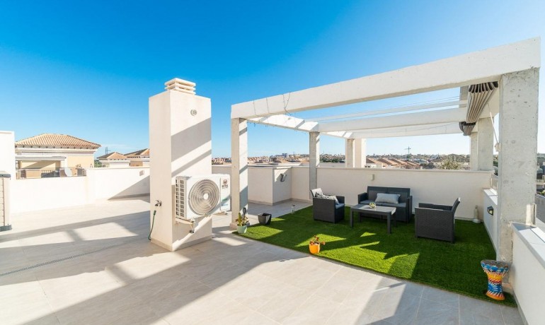 Sale - House -
Orihuela Costa* - Villamartin