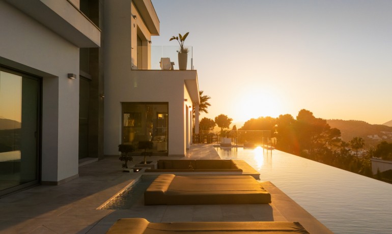 Sale - Villa -
Jávea / Xàbia - La Granadella  - Costa Nova