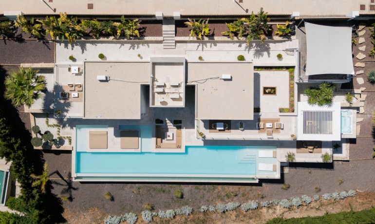 Sale - Villa -
Jávea / Xàbia - La Granadella  - Costa Nova