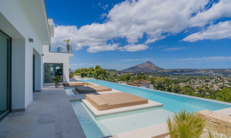 Sale - Villa -
Jávea / Xàbia - La Granadella  - Costa Nova