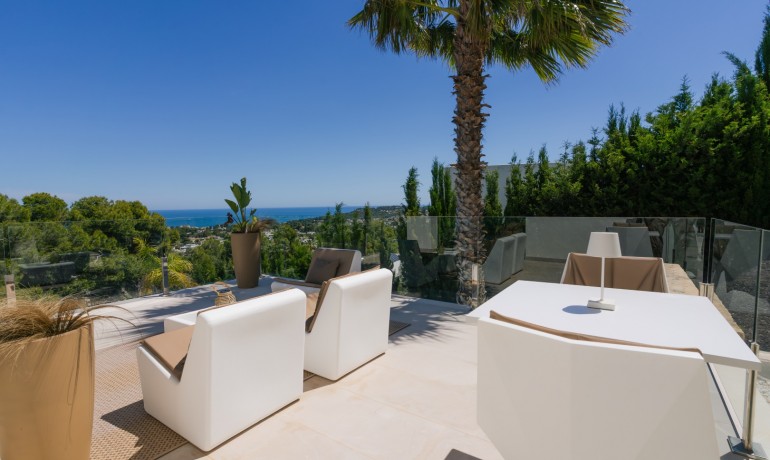 Sale - Villa -
Jávea / Xàbia - La Granadella  - Costa Nova