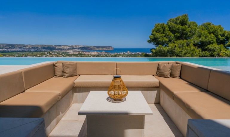 Sale - Villa -
Jávea / Xàbia - La Granadella  - Costa Nova