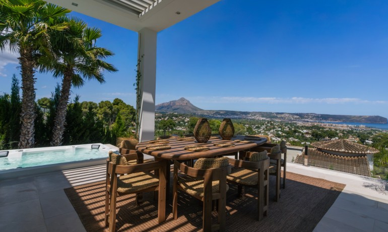 Sale - Villa -
Jávea / Xàbia - La Granadella  - Costa Nova