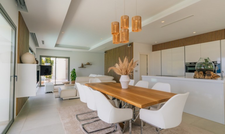 Sale - Villa -
Jávea / Xàbia - La Granadella  - Costa Nova