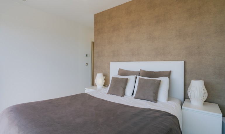 Sale - Villa -
Jávea / Xàbia - La Granadella  - Costa Nova