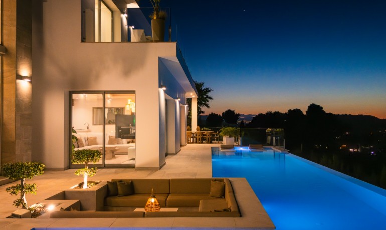 Sale - Villa -
Jávea / Xàbia - La Granadella  - Costa Nova