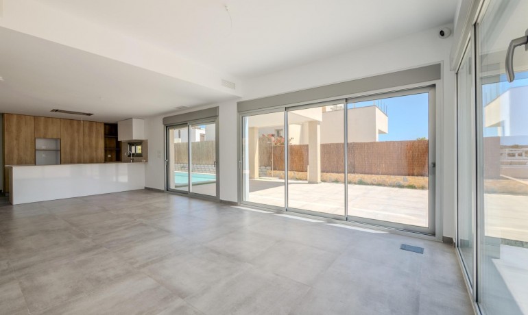 New Build - Villa -
Algorfa* - La Finca Golf