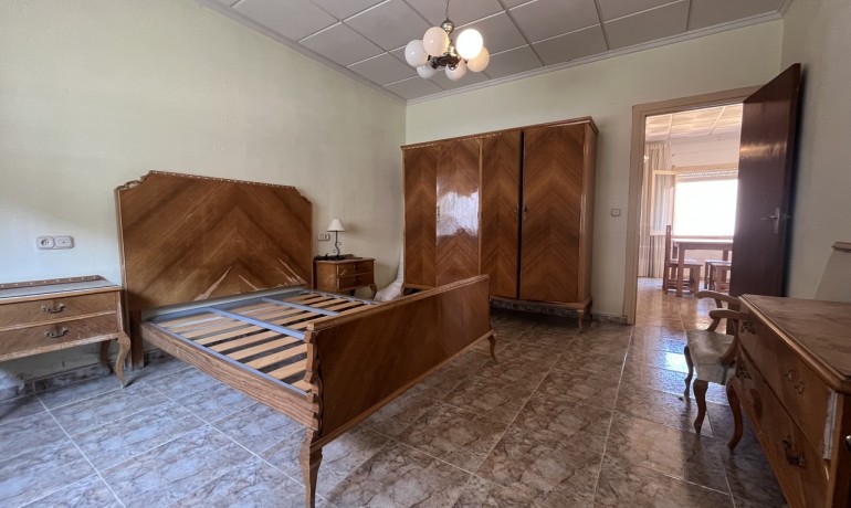 Venta - Casa -
Algorfa
