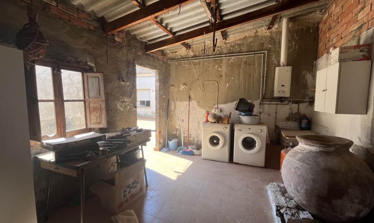 Venta - Casa -
Algorfa