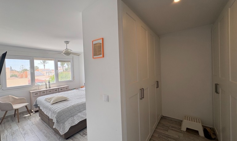 Herverkoop - Villa -
Torrevieja* - Torreta - Florida