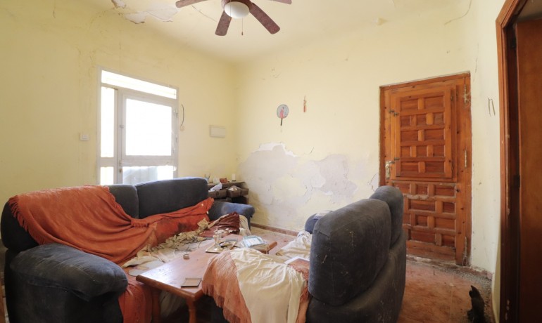 Herverkoop - Appartement / Flat -
Rojales - Rojales - Village