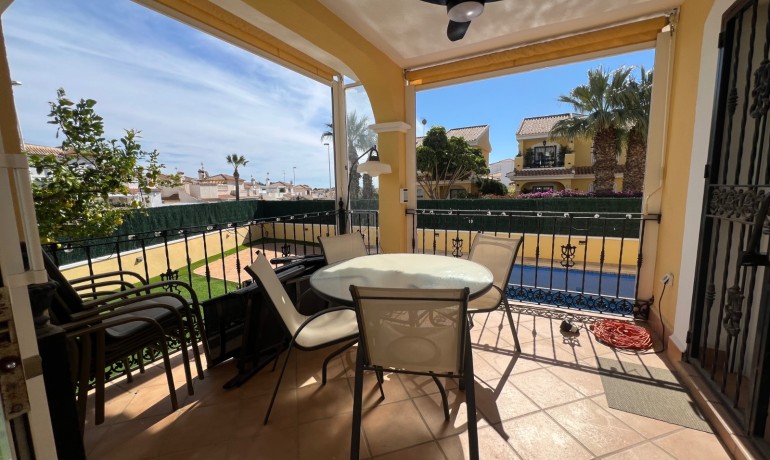 Herverkoop - Villa -
Orihuela Costa - Los Dolses