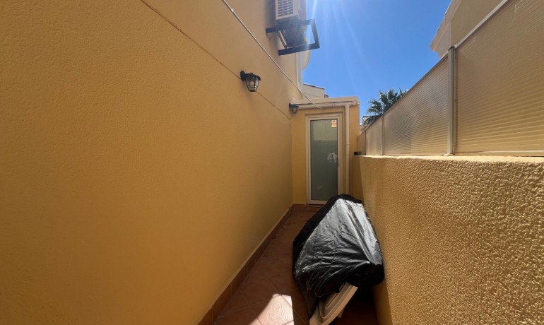 Herverkoop - Villa -
Orihuela Costa - Los Dolses