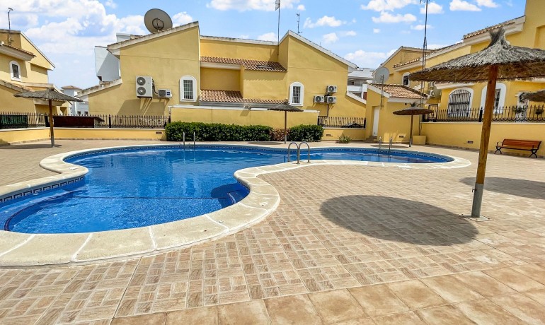 Venta - Villa -
Orihuela Costa - Los Dolses