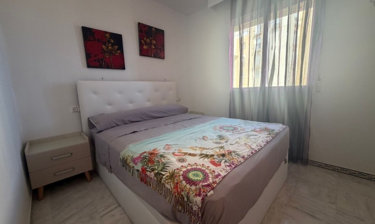 Venta - Apartamento / piso -
Torrevieja Centro - Torrevieja