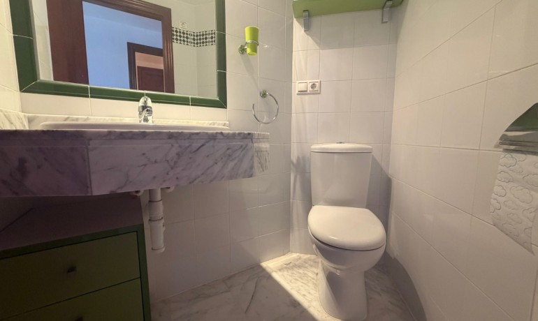 Venta - Apartamento / piso -
Torrevieja Centro - Torrevieja