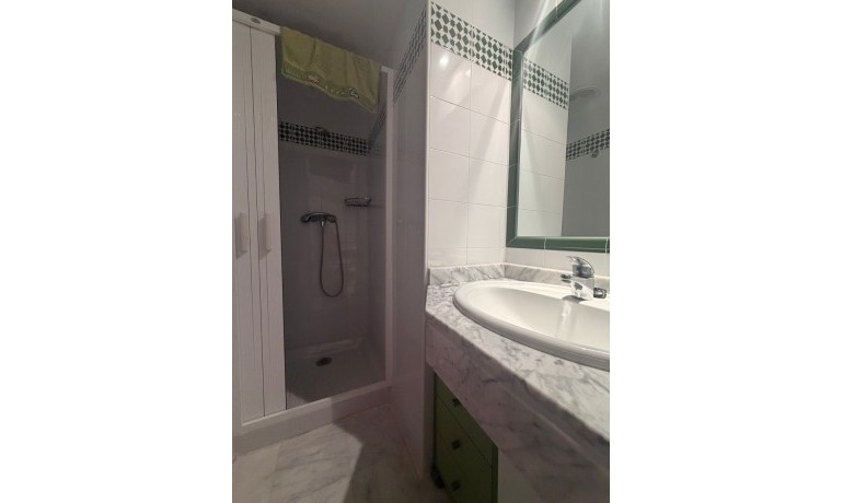 Venta - Apartamento / piso -
Torrevieja Centro - Torrevieja
