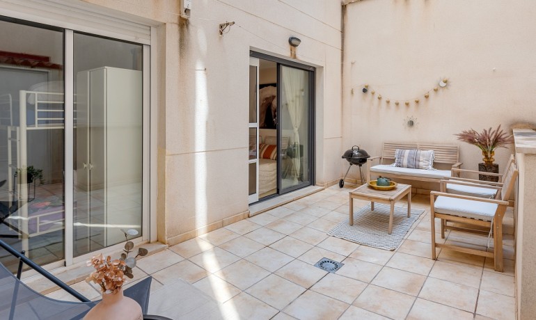 Venta - Apartamento / piso -
Alicante - Carolinas Bajas