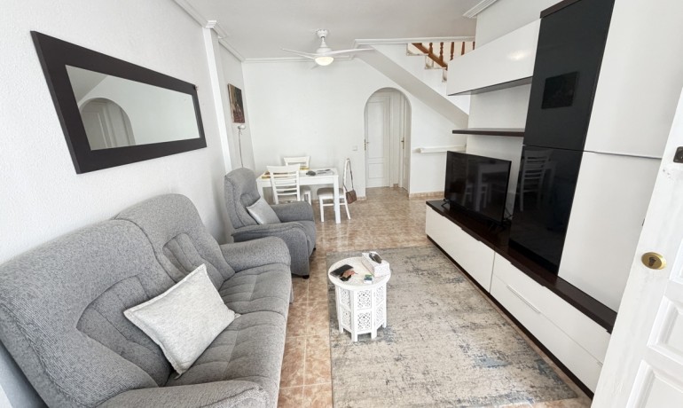 Revente - Appartement / Flat -
La Zenia