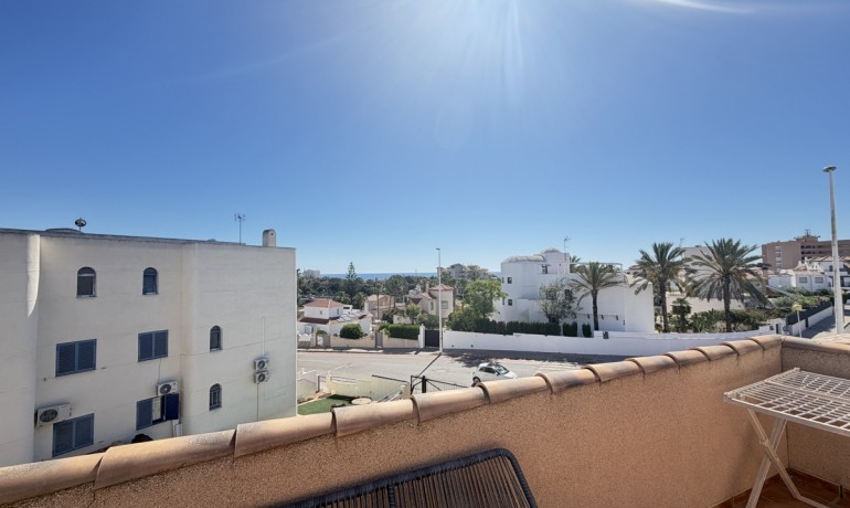 Revente - Appartement / Flat -
La Zenia