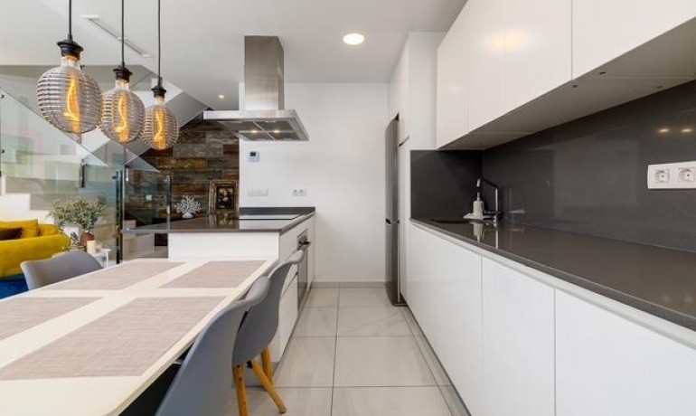 Sale - House -
Orihuela Costa* - Las Filipinas