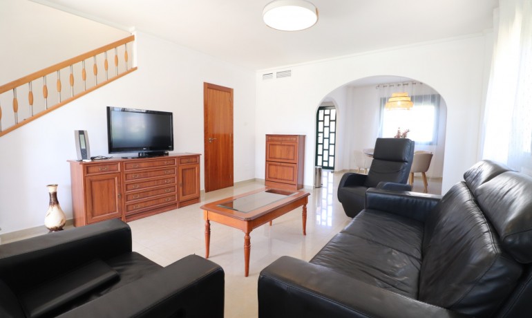 Venta - Casa -
Ciudad Quesada - Doña Pepa