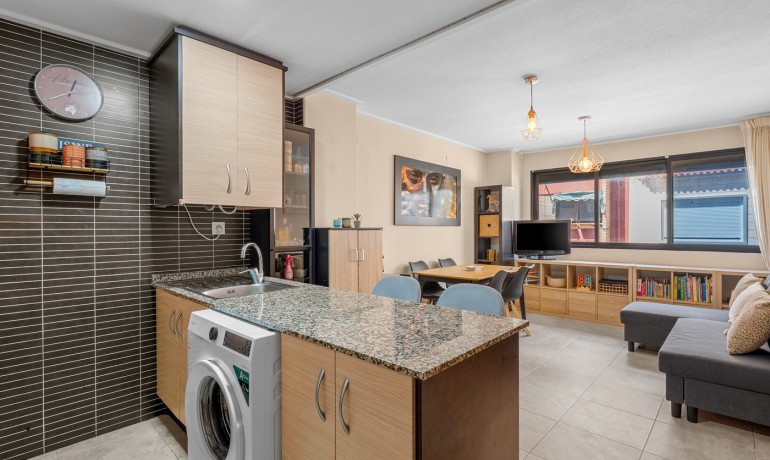 Venta - Apartamento / piso -
Alicante - Carolinas Bajas
