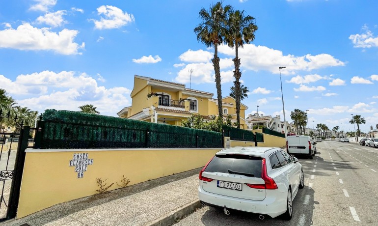 Venta - Villa -
Orihuela Costa - Los Dolses