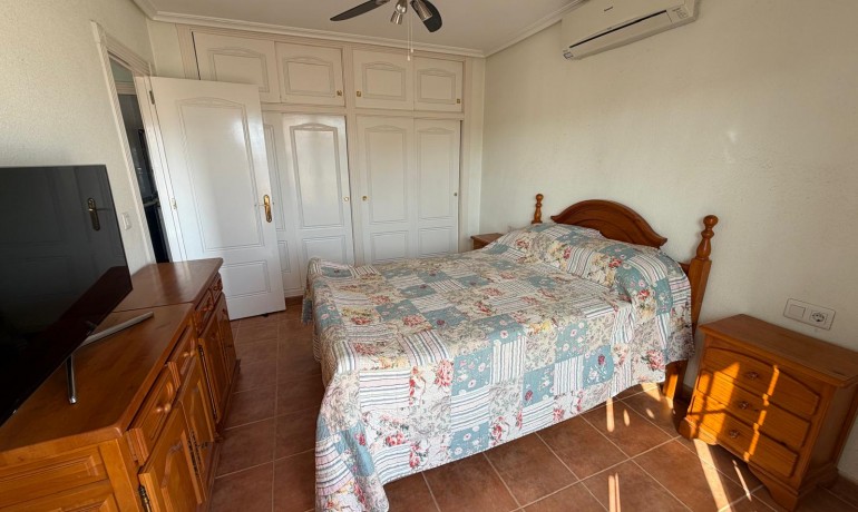 Revente - Villa -
Playa Flamenca - Orihuela Costa