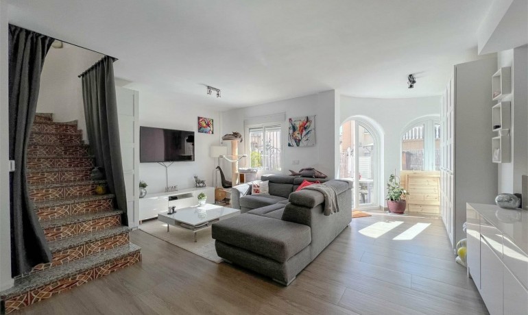 Revente - Maison -
Orihuela Costa* - Villamartin