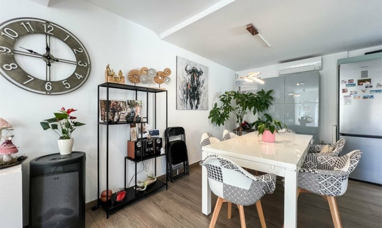 Revente - Maison -
Orihuela Costa* - Villamartin