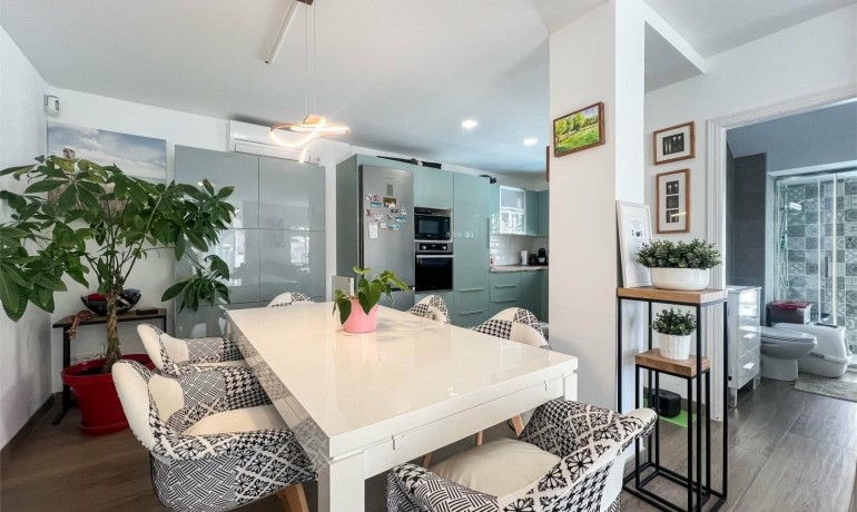 Revente - Maison -
Orihuela Costa* - Villamartin