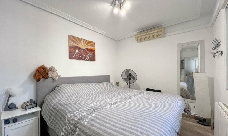 Revente - Maison -
Orihuela Costa* - Villamartin