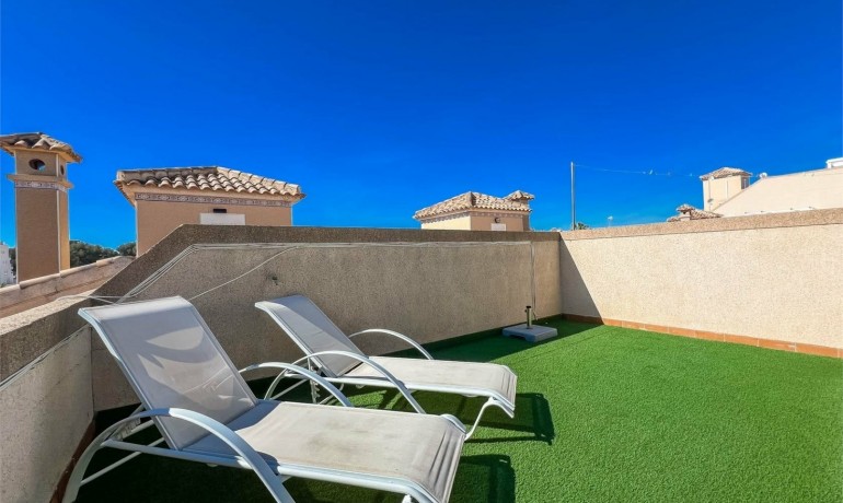 Revente - Maison -
Orihuela Costa* - Villamartin