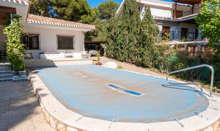 Revente - Villa -
Orihuela Costa - Dehesa de Campoamor