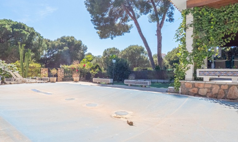 Revente - Villa -
Orihuela Costa - Dehesa de Campoamor