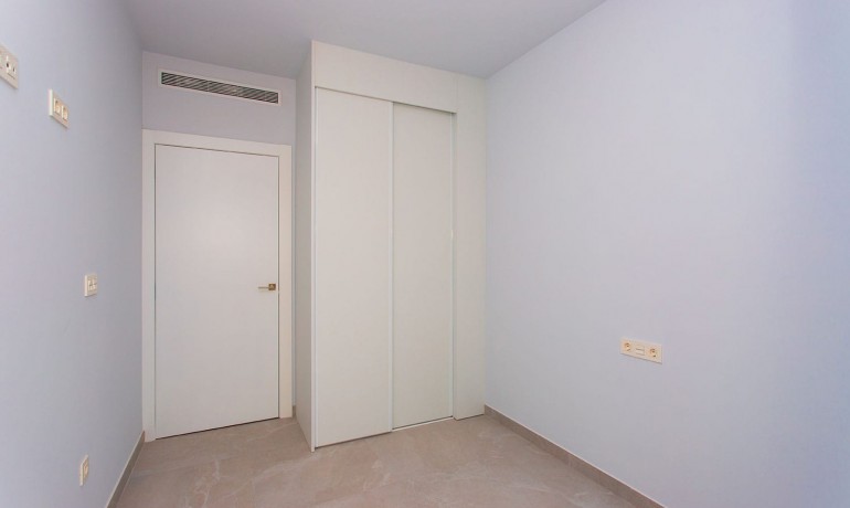 Revente - Appartement / Flat -
Torrevieja - Torrevieja - Centre