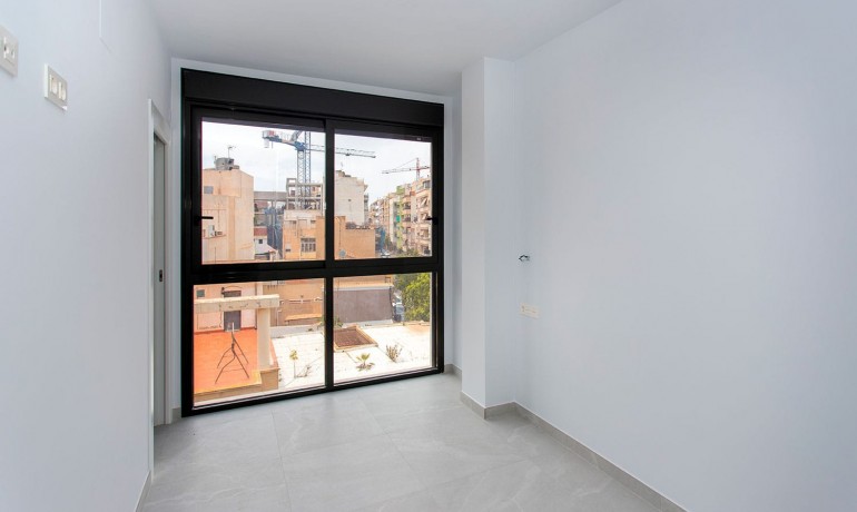 Revente - Appartement / Flat -
Torrevieja - Torrevieja - Centre