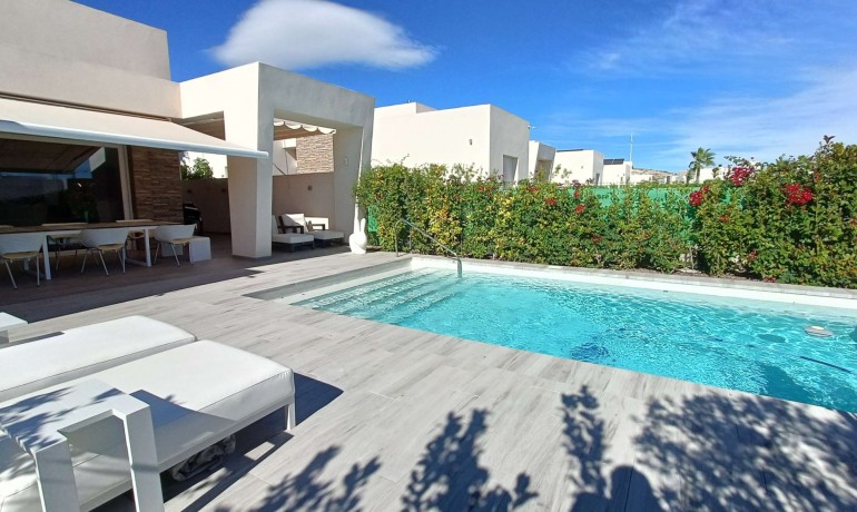 Revente - Villa -
Algorfa - La Finca Golf Resort