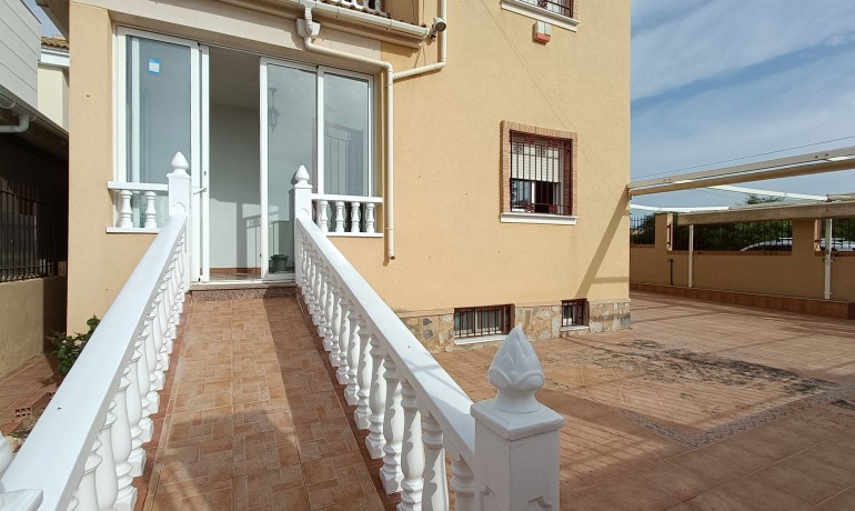 Revente - Villa -
Orihuela Costa - Lomas de Don Juan
