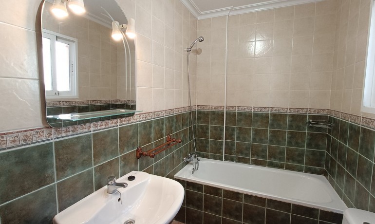 Revente - Villa -
Orihuela Costa - Lomas de Don Juan