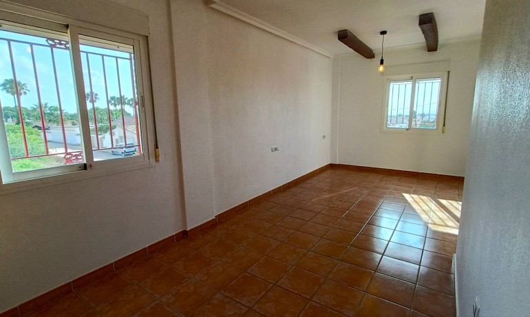 Revente - Villa -
Orihuela Costa - Lomas de Don Juan