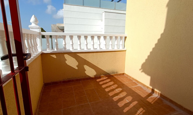 Revente - Villa -
Orihuela Costa - Lomas de Don Juan