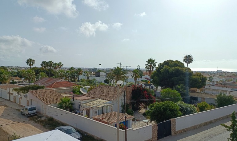 Revente - Villa -
Orihuela Costa - Lomas de Don Juan