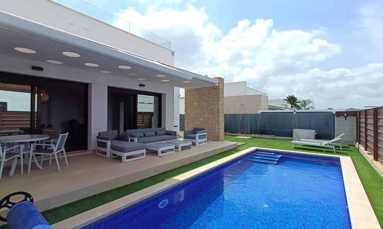 Revente - Villa -
Los Montesinos - Entre Naranjos / Vistabella Golf