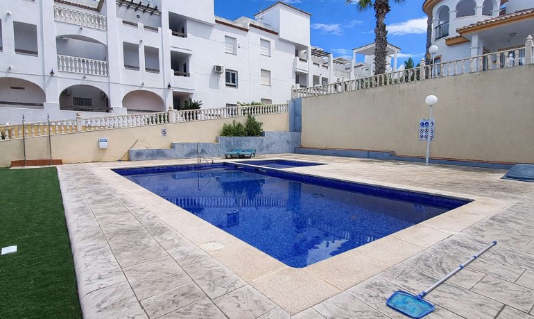 Revente - Appartement / Flat -
Orihuela Costa - Villamartin