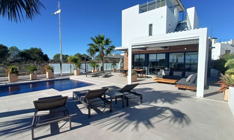 Revente - Villa -
Algorfa - La Finca Golf Resort