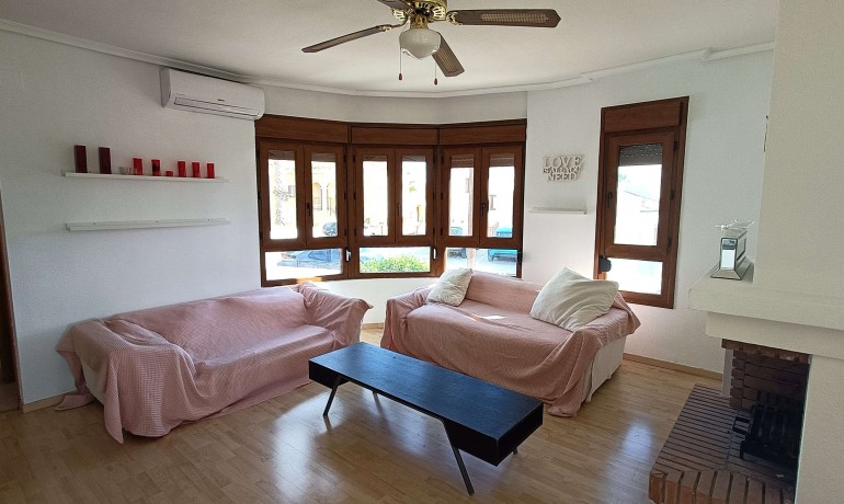 Revente - Villa -
Algorfa - La Finca Golf Resort