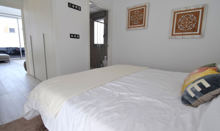 Revente - Villa -
Orihuela Costa - Lomas de Cabo Roig